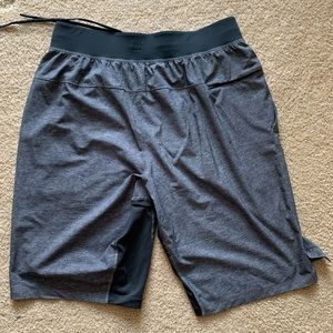 T.H.E. Lululemon Short Linerless 11”